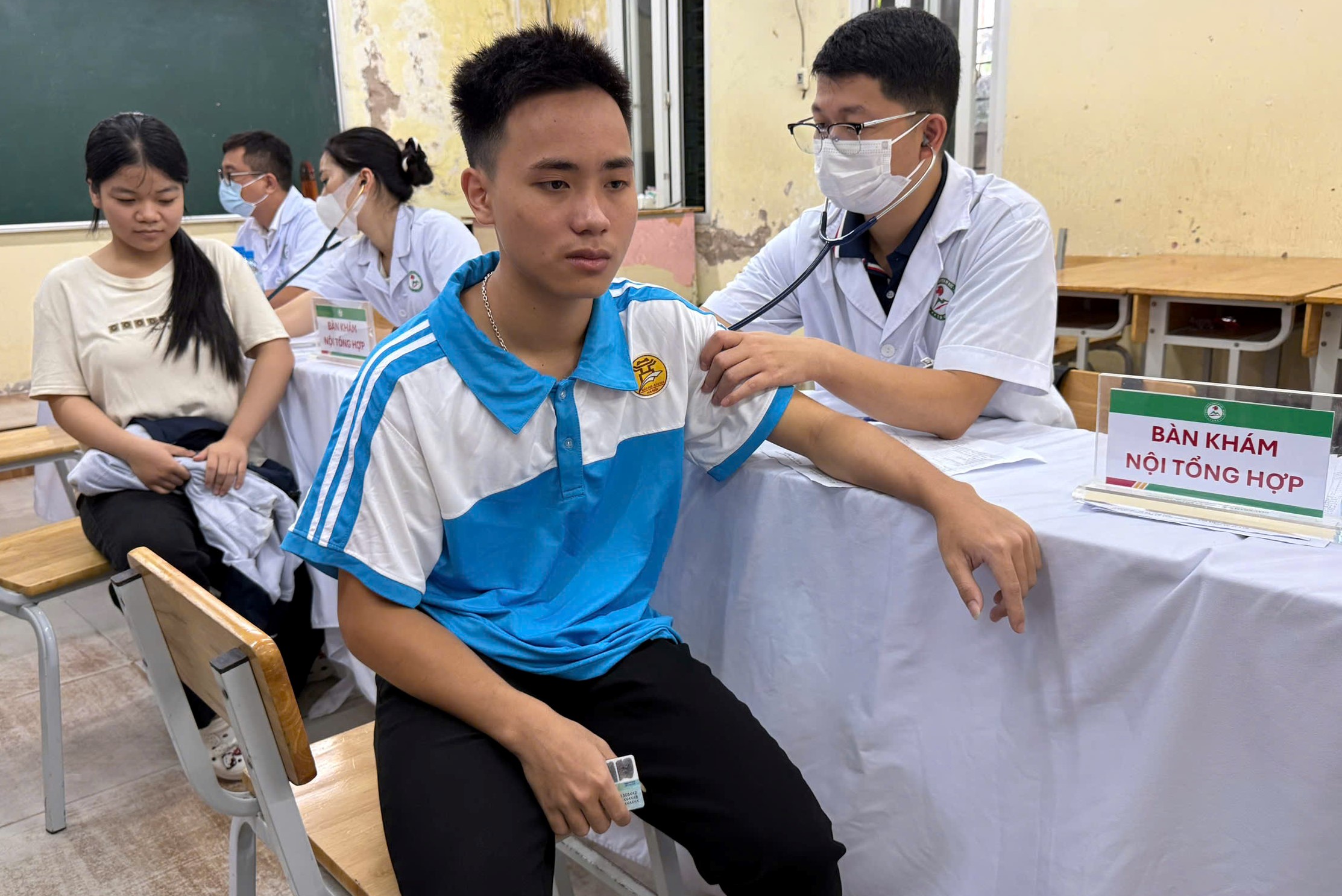 Kh&aacute;m sức khỏe tổng qu&aacute;t miễn ph&iacute; cho học sinh H&agrave; Nội trước năm học mới 2026 - Ảnh 5.