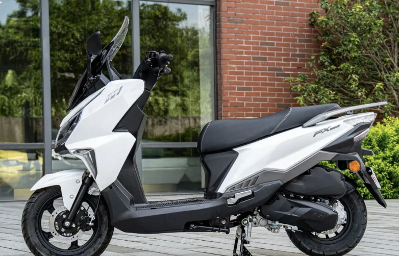 Động cơ mạnh như SH, xe ga 150cc c&oacute; ABS v&agrave; TCS, gi&aacute; 23,2 triệu đồng - Ảnh 2.