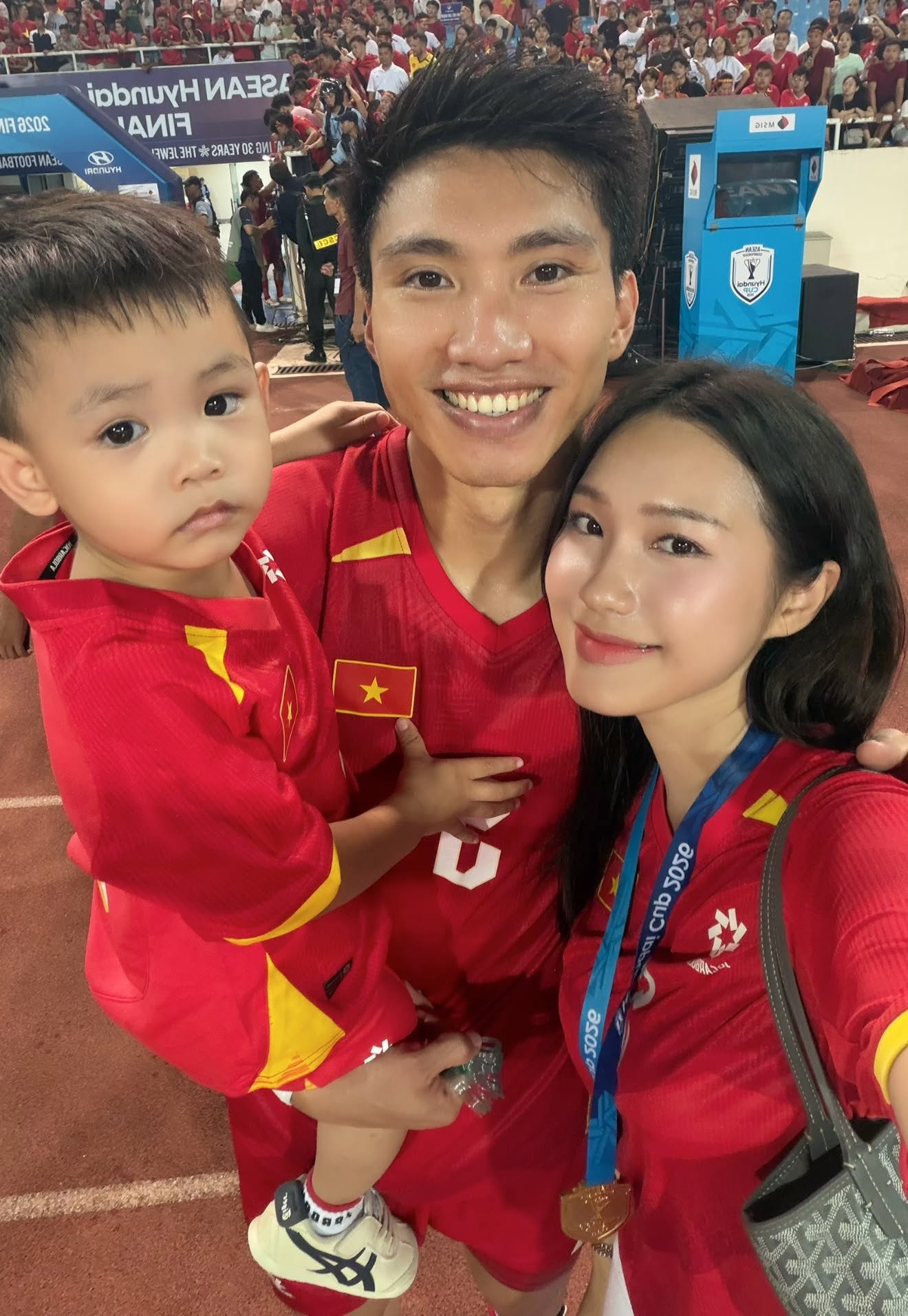 Diện mạo trái ngược của Doãn Hải My và Chu Thanh Huyền tại Asean Cup 2026 - Ảnh 1.