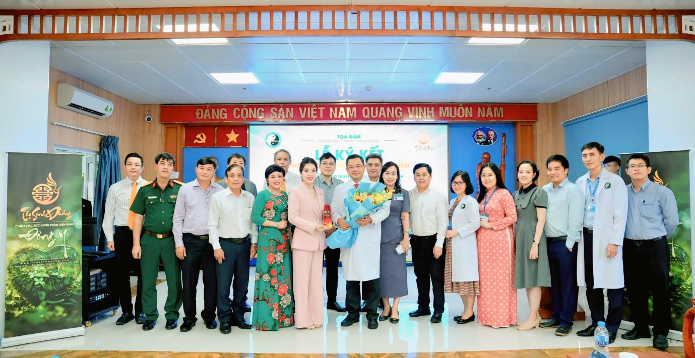 Thọ Sinh Đường v&agrave; Bệnh viện Y học Cổ truyền TP. Hồ Ch&iacute; Minh ch&iacute;nh thức k&yacute; kết hợp t&aacute;c to&agrave;n diện - Ảnh 2.
