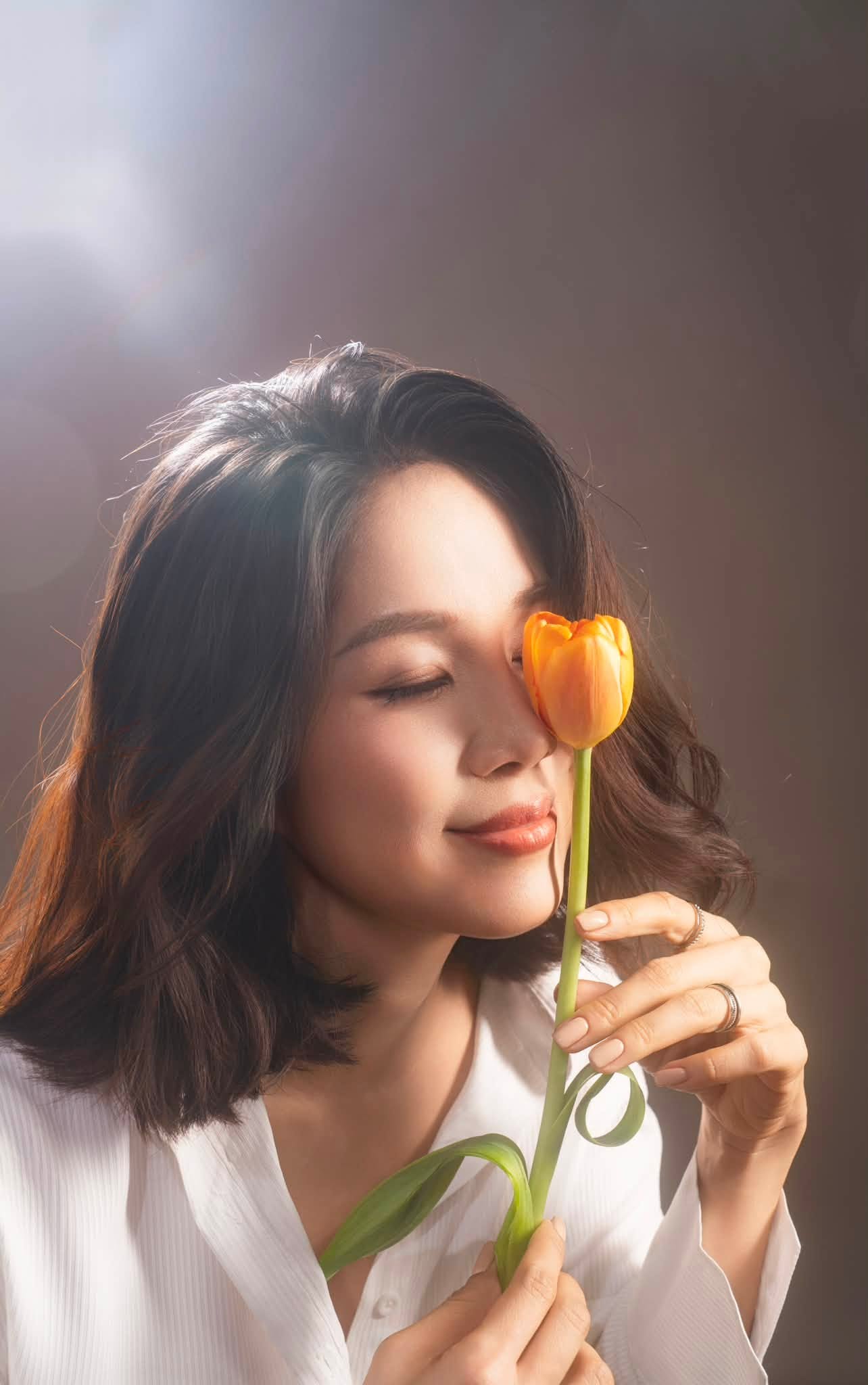 L&ecirc; Phương đ&oacute;n sinh nhật tuổi 41 rạng rỡ v&agrave; những lời ch&uacute;c &yacute; nghĩa từ đồng nghiệp - Ảnh 4.