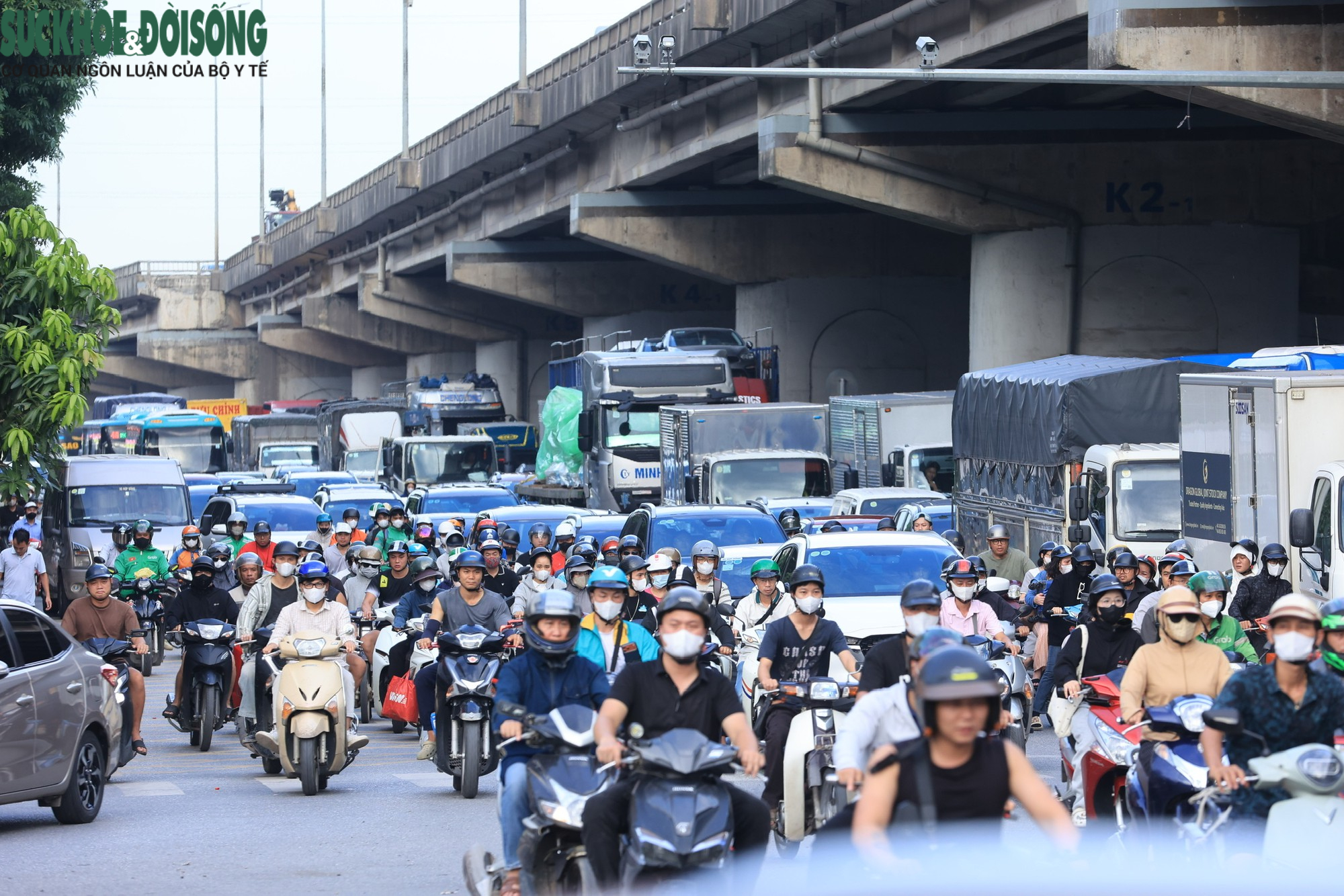 Cập nhật t&igrave;nh h&igrave;nh giao th&ocirc;ng H&agrave; Nội cuối chiều trước nghỉ lễ 2/9 - Ảnh 2.