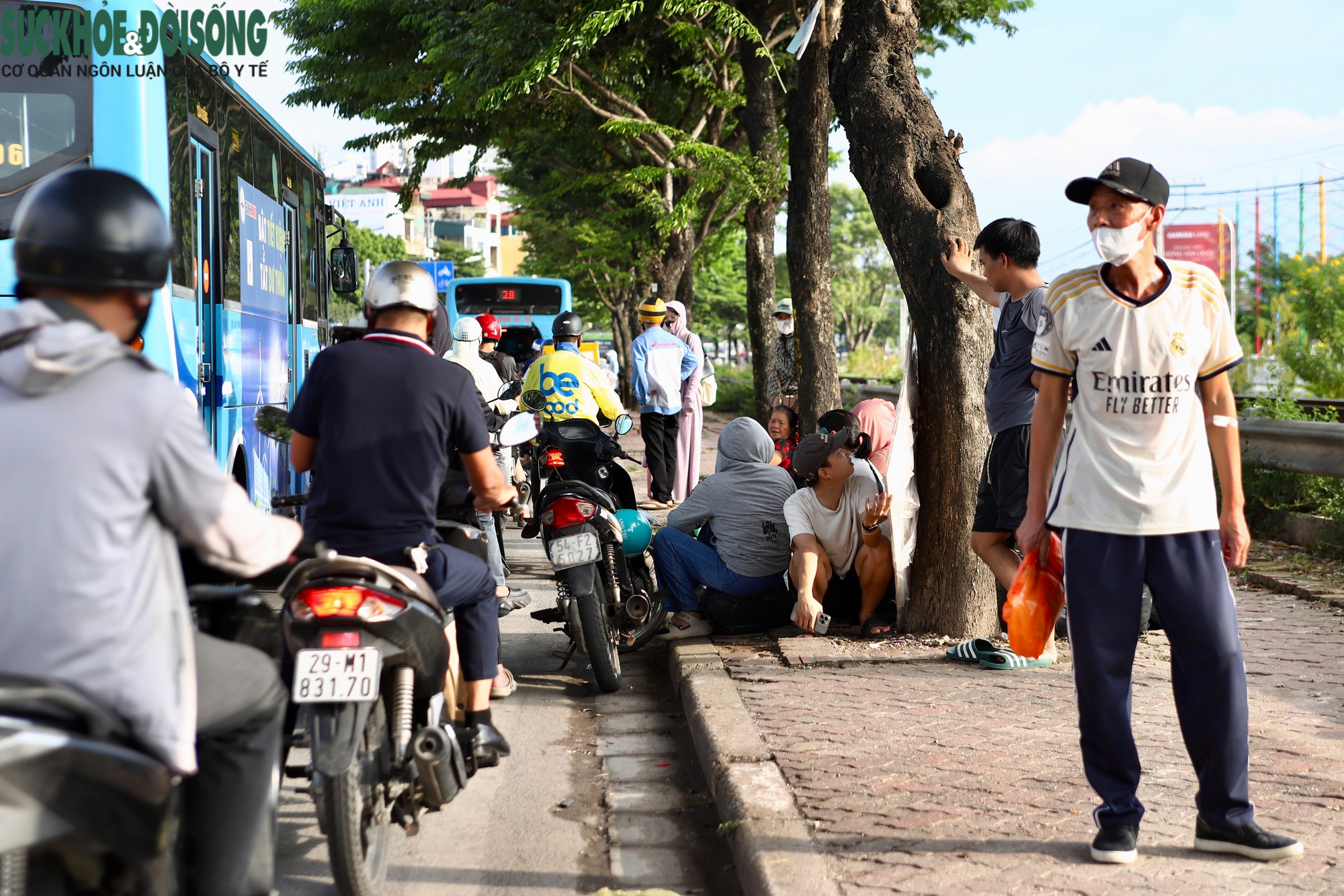 Cập nhật t&igrave;nh h&igrave;nh giao th&ocirc;ng H&agrave; Nội cuối chiều trước nghỉ lễ 2/9 - Ảnh 9.