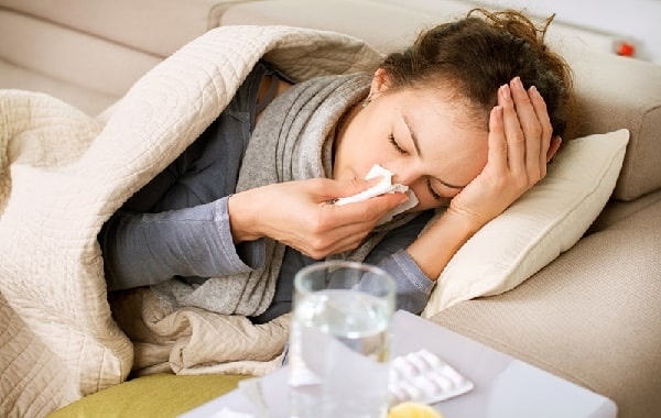 C&uacute;m m&ugrave;a c&oacute; thể g&acirc;y biến chứng đặc biệt nguy hiểm: 4 nh&oacute;m người cần cảnh gi&aacute;c - Ảnh 1.