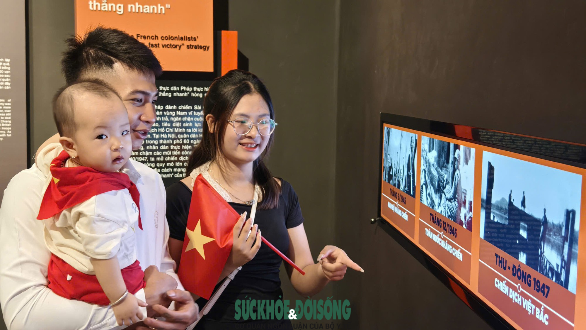 Nghỉ lễ 2/9, nhiều gia đ&igrave;nh, người trẻ chọn đến bảo t&agrave;ng thay v&igrave; đi chơi xa- Ảnh 2.