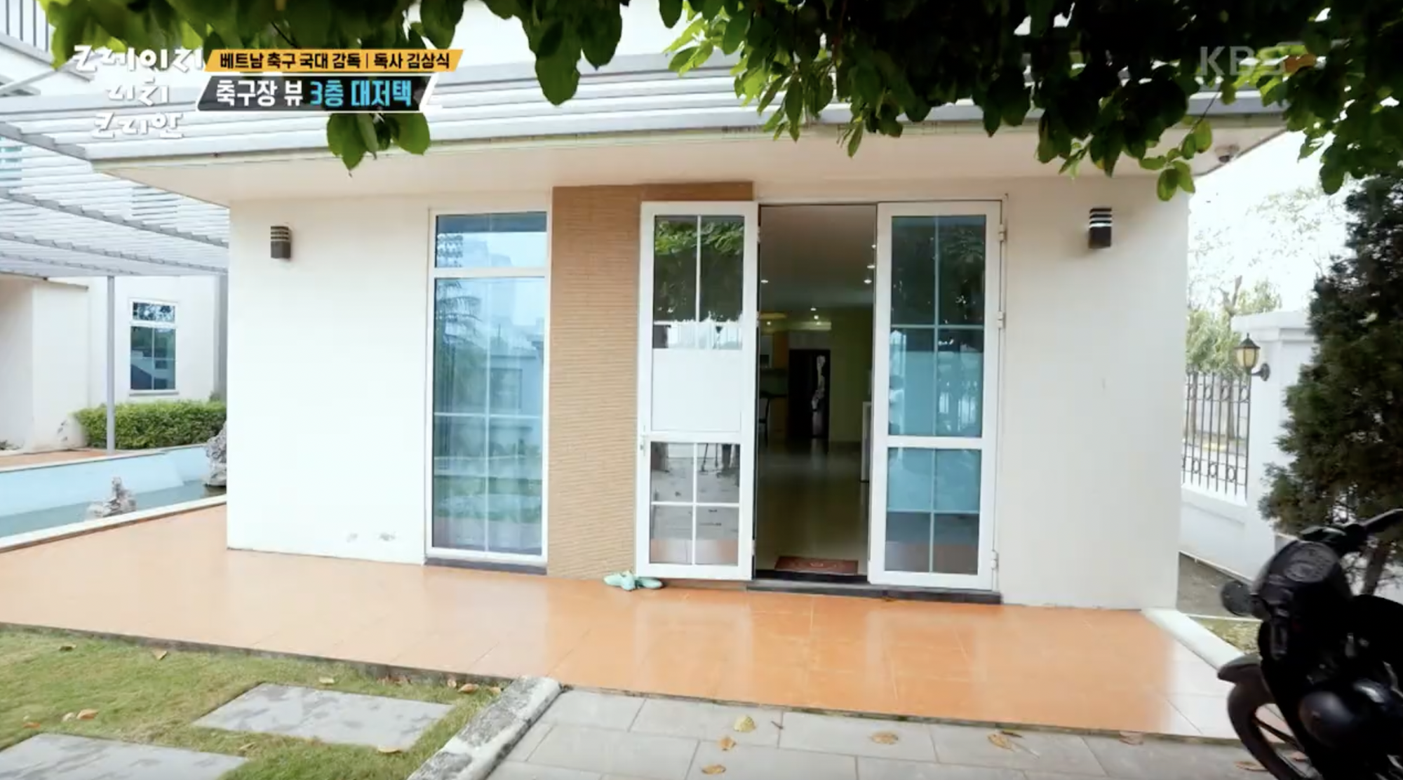 Bí mật bên trong căn biệt thự của HLV Kim Sang - sik tại Việt Nam - Ảnh 7.