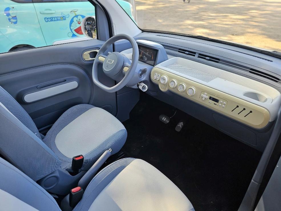 &Ocirc; t&ocirc; điện mini gi&aacute; rẻ tại Việt Nam: Thiết kế xinh xắn , đi 170 km / lần sạc - Ảnh 3.