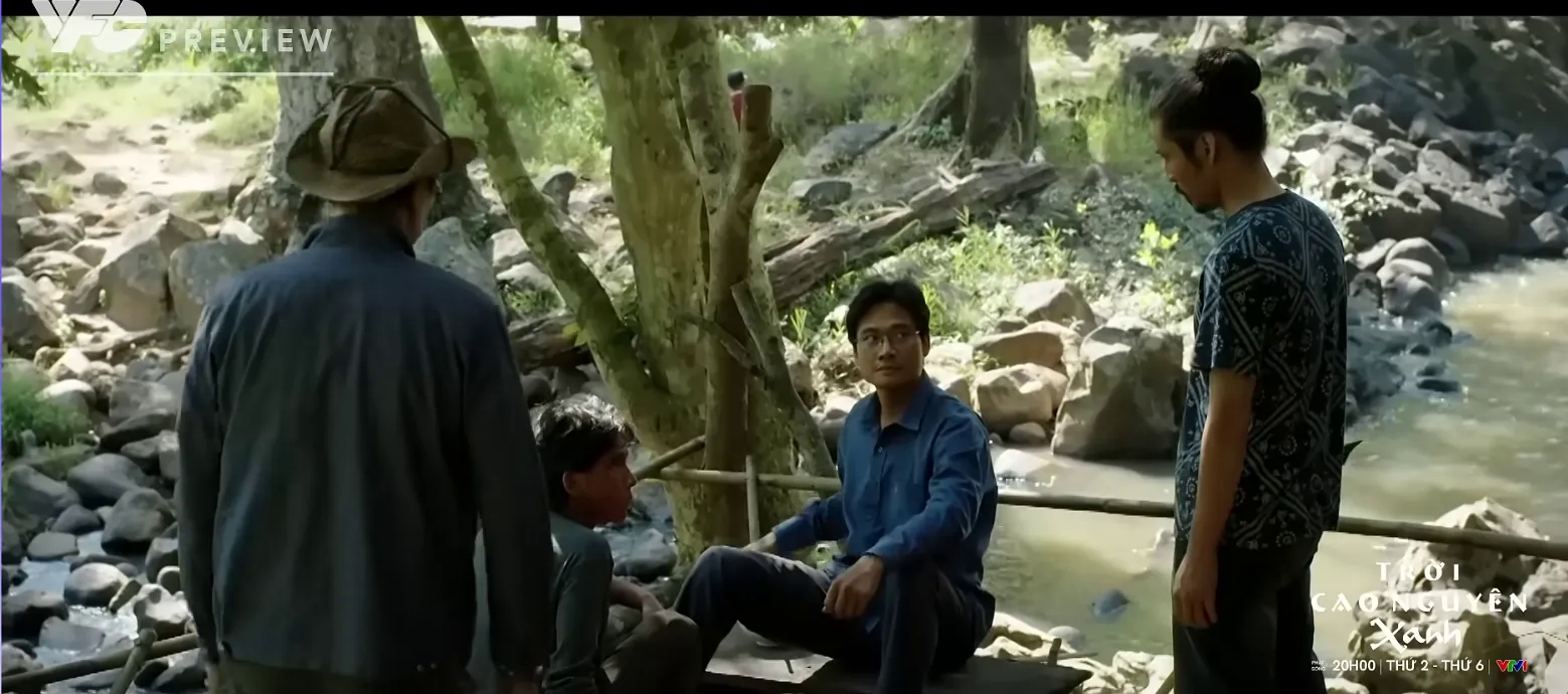 Trời cao nguyên xanh - Tập 18: Dần lộ diện kẻ tài trợ tiền của tổ chức chống phá - Ảnh 6.