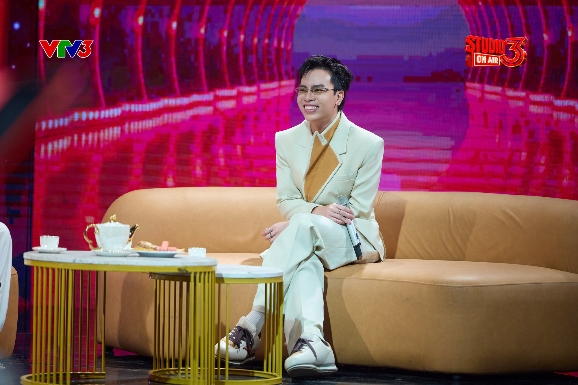 Studio 3 c&ugrave;ng nhạc sĩ Hứa Kim Tuyền: "T&ocirc;i kh&ocirc;ng c&ograve;n viết t&igrave;nh ca"- Ảnh 1.