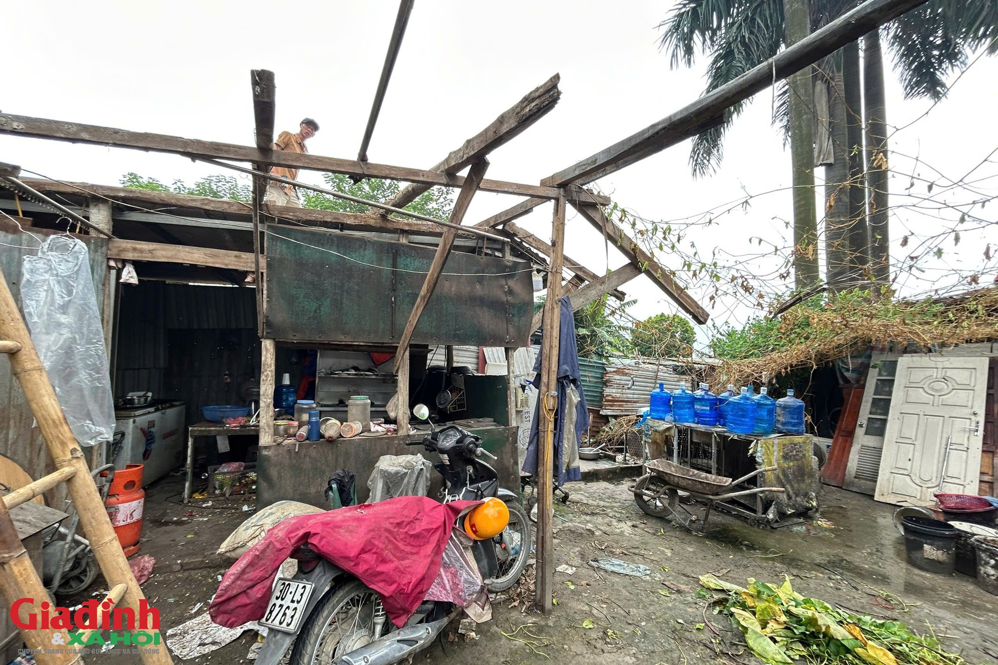 H&agrave; Nội cưỡng chế h&agrave;ng loạt c&ocirc;ng tr&igrave;nh vi phạm đất n&ocirc;ng nghiệp tại Ph&uacute; Diễn năm 2026 - Ảnh 6.