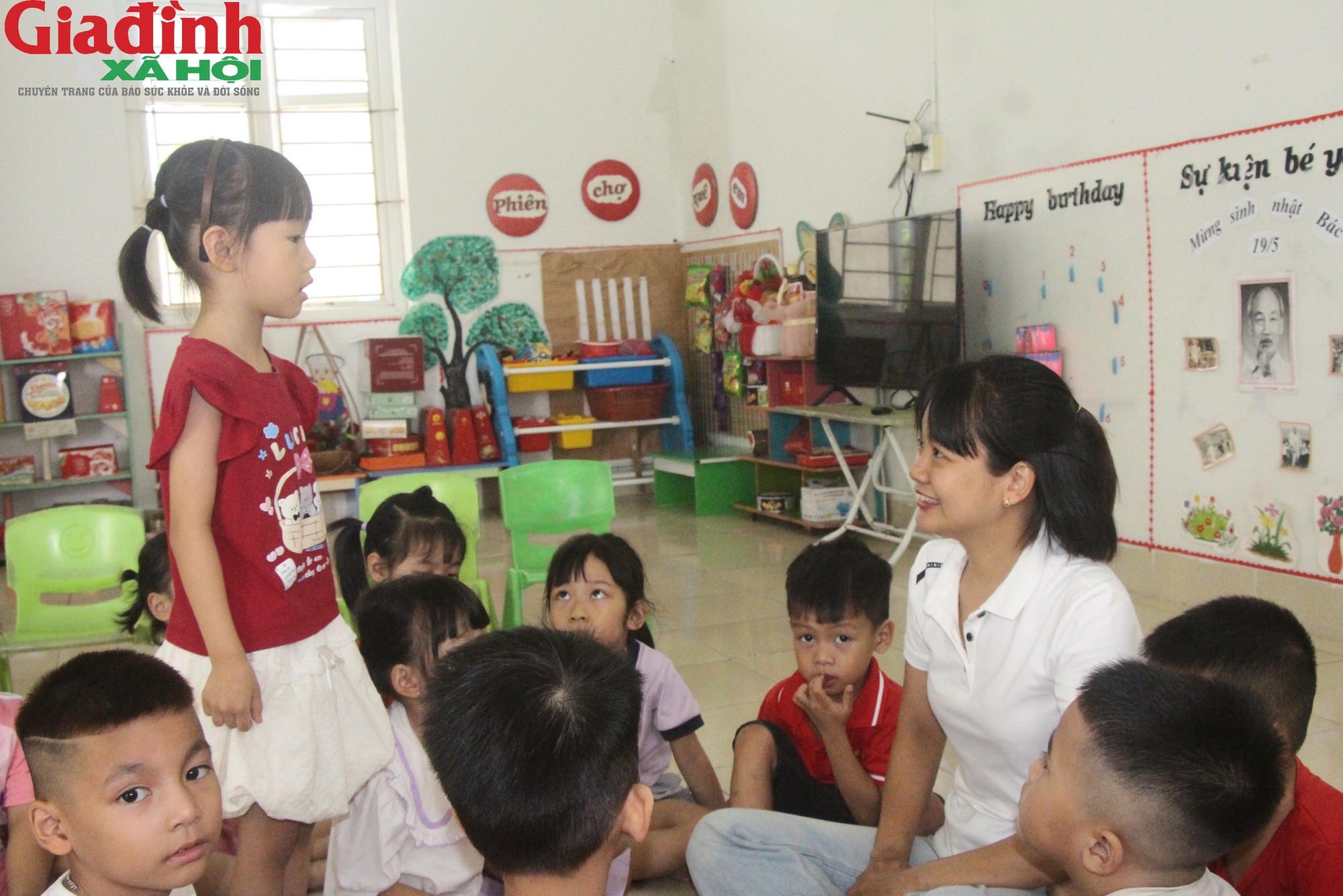 Nỗi niềm giáo viên mầm non những ngày đầu đón trẻ trở lại trường - Ảnh 13.