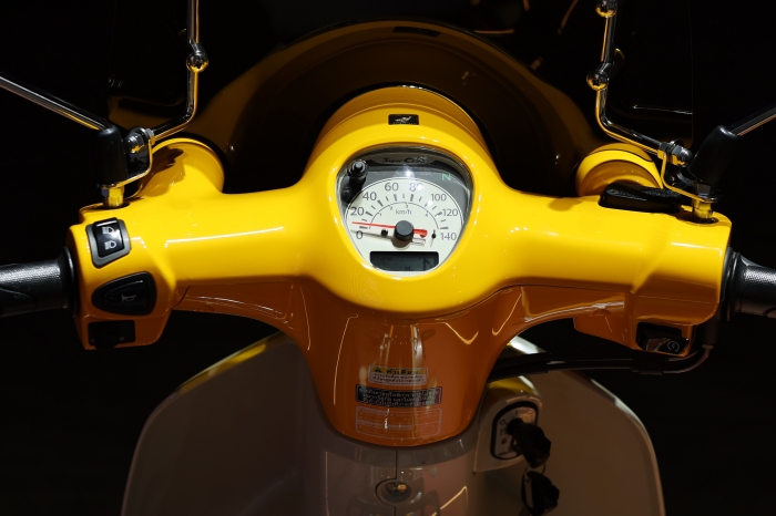 Gi&aacute; cả xe số 110cc Honda Super Cup 2026: Sự trở lại của Huyền thọai cổ điển - Ảnh 9.