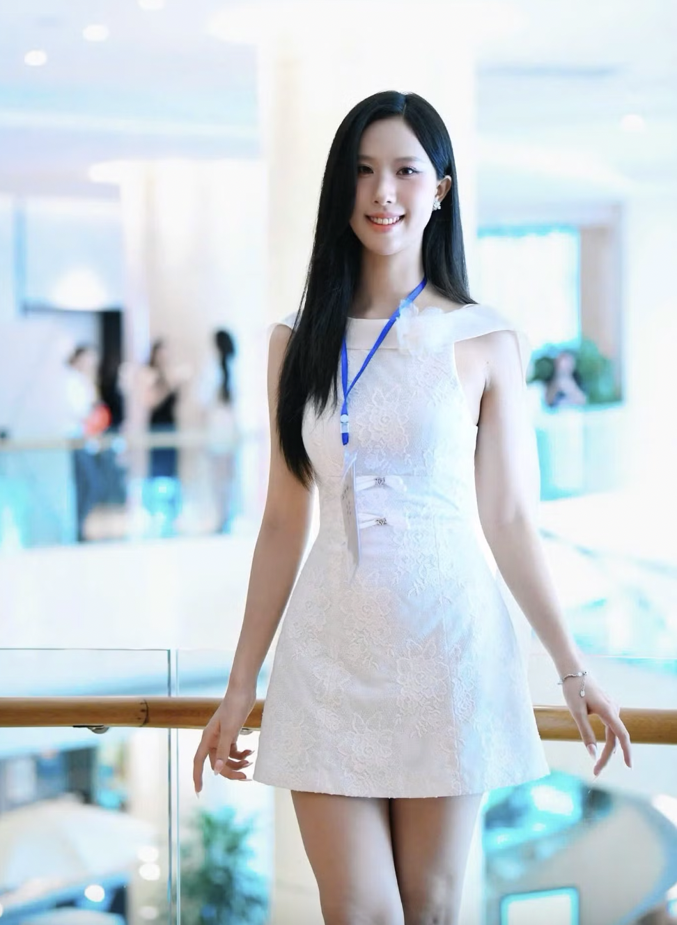 Nữ sinh hưng yên dương Quỳnh Trang: Hoa hậu Việt Nam 2026 với chiều cao 1m80 - Ảnh 2.