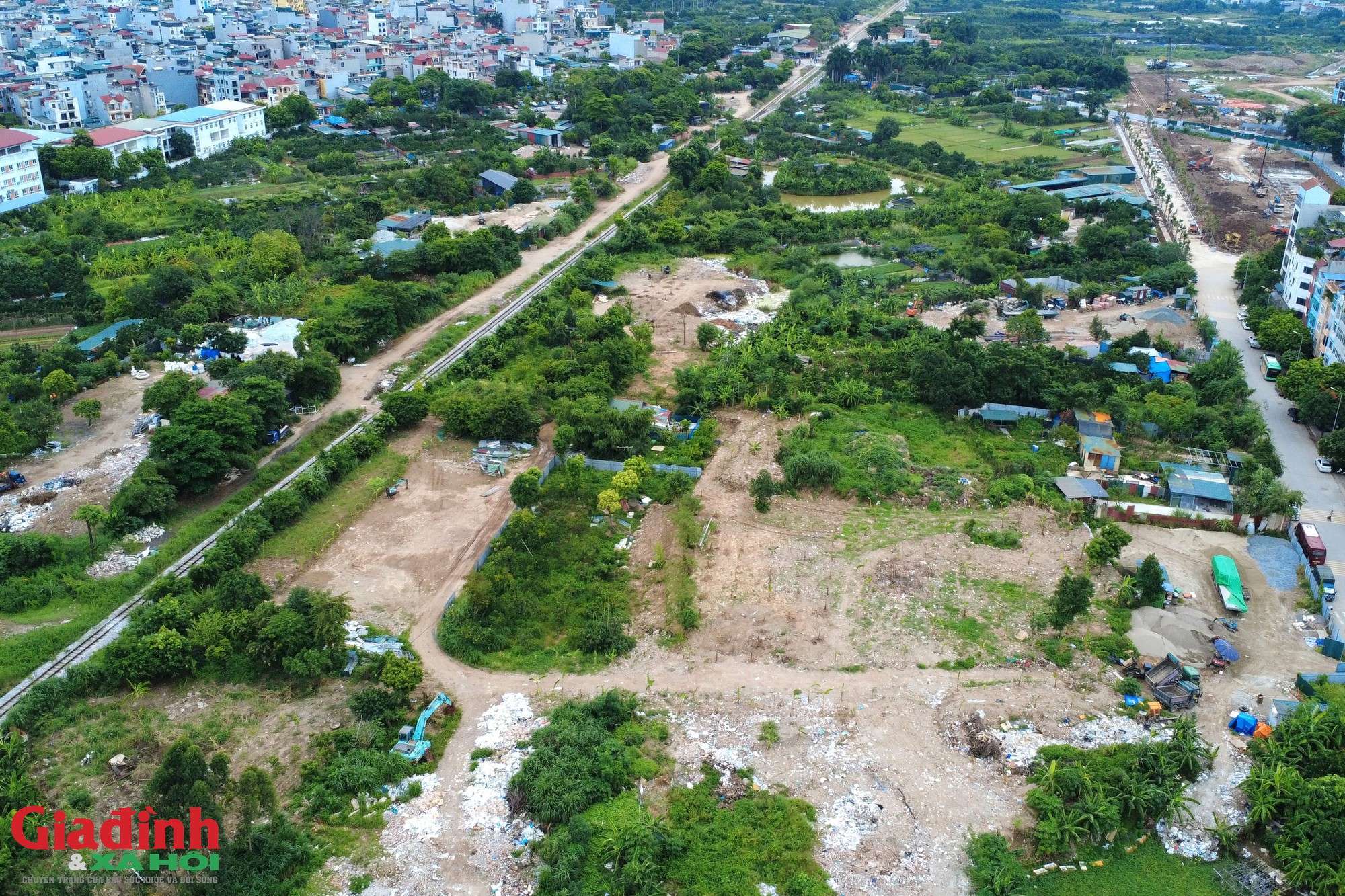 Hà Nội: Phường Phú Diễn tăng cường quản lý, ngăn chặn triệt để tình trạng vi phạm đất đai, trật tự xây dựng - Ảnh 1.