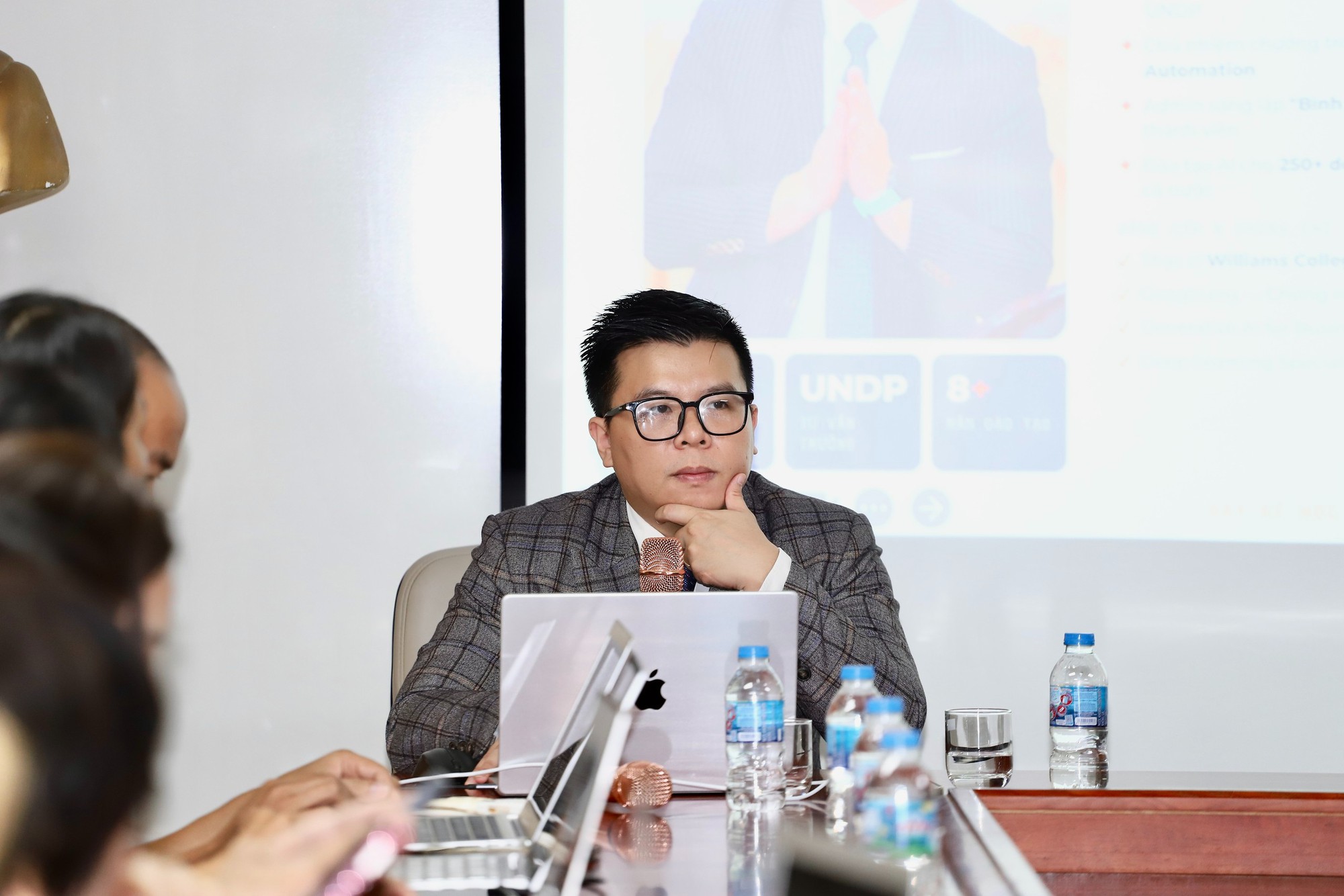 Kỹ năng sử dụng AI trong s&aacute;ng tạo nội dung: Tập huấn tại b&aacute;o sức khỏe v&agrave; Đời sống 2026 - Ảnh 2.