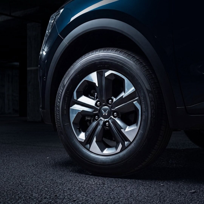 SUV 7 chỗ giá rẻ 411 triệu đồng đẹp như Toyota Fortuner , công nghệ đỉnh cao - Ảnh 3.