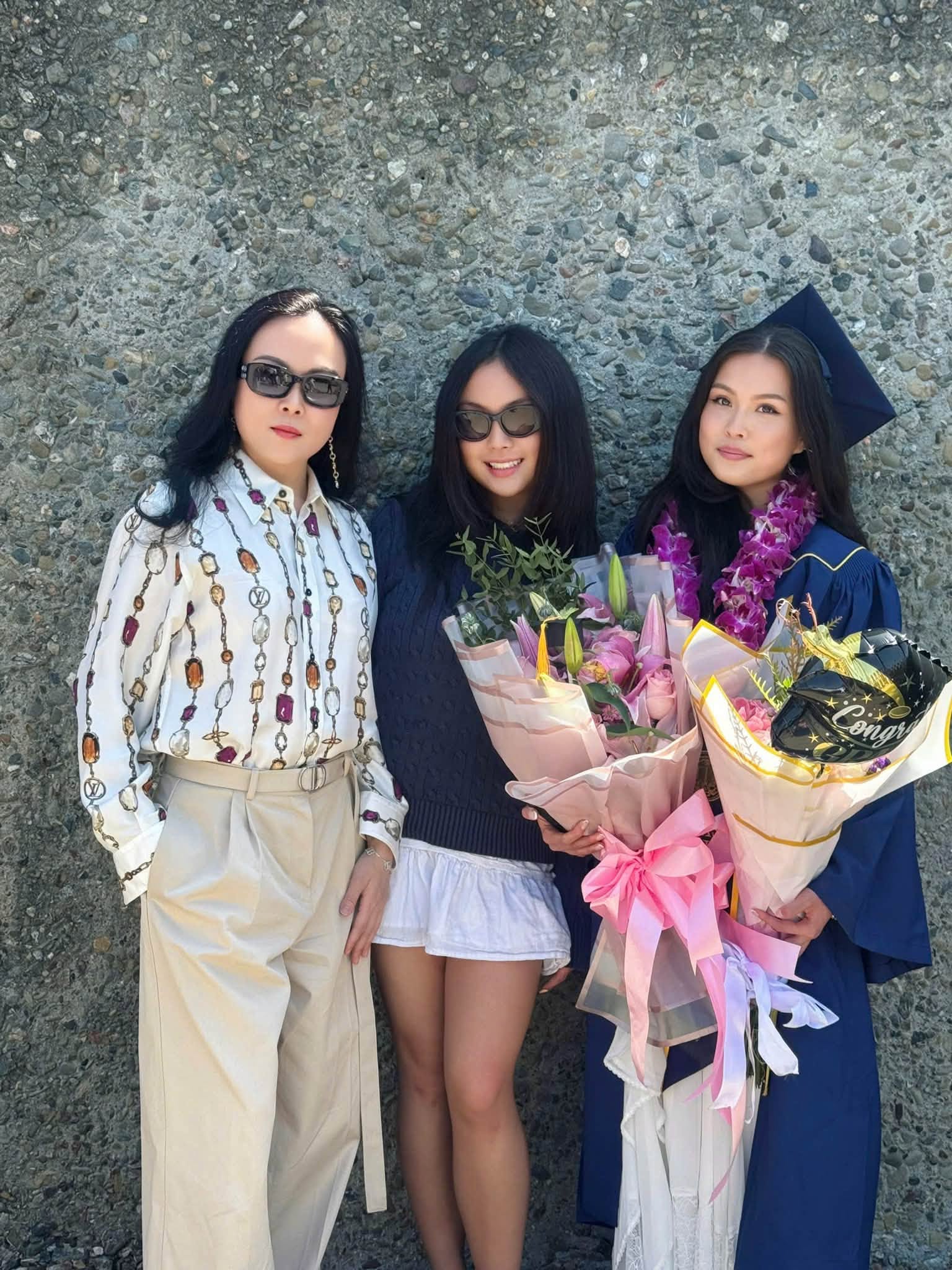 Con gái Phượng Chanel tốt nghiệp xuất sắc tại Đại học California , Berkeley - Ảnh 1.