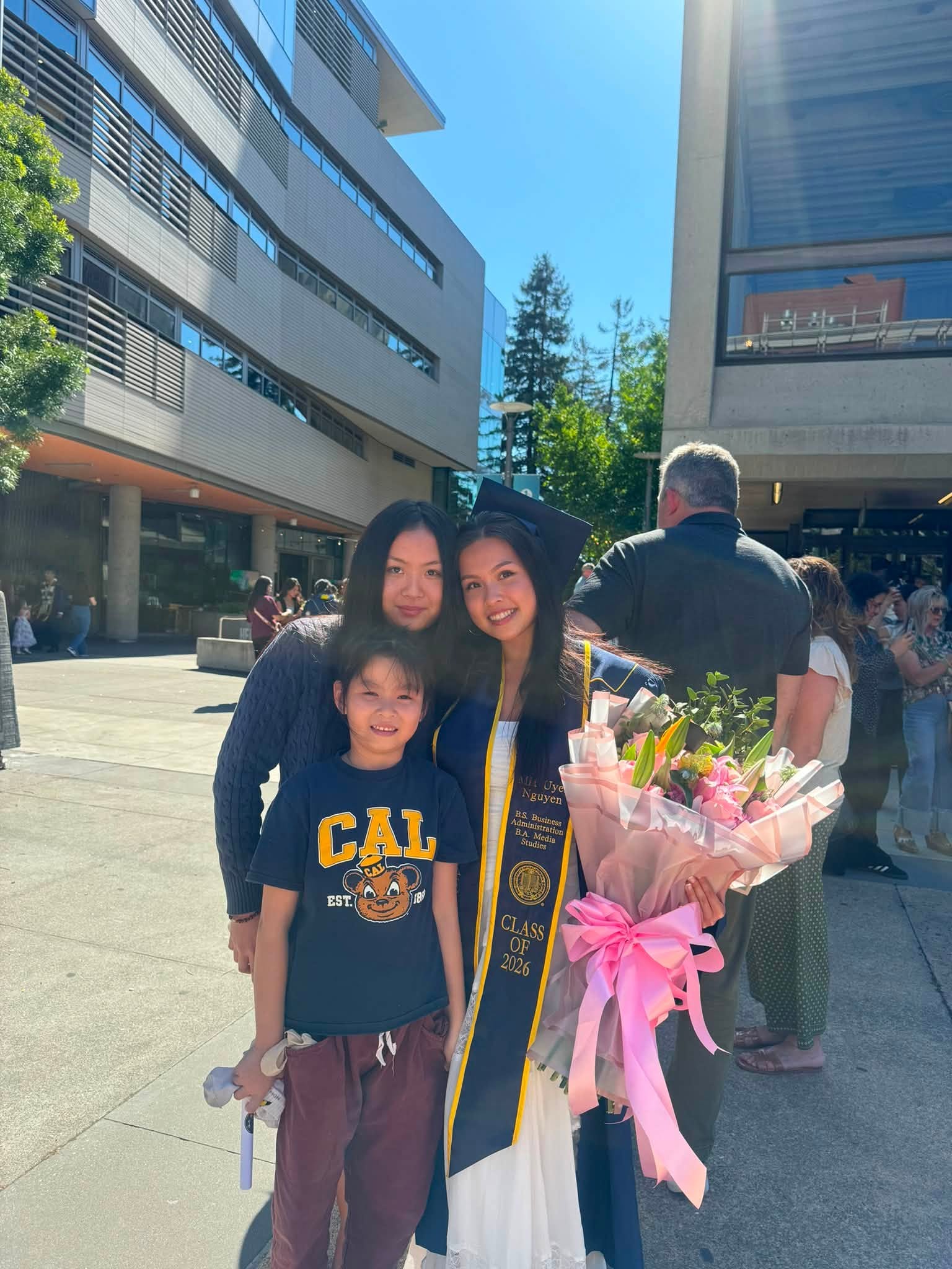 Con gái Phượng Chanel tốt nghiệp xuất sắc tại Đại học California , Berkeley - Ảnh 5.