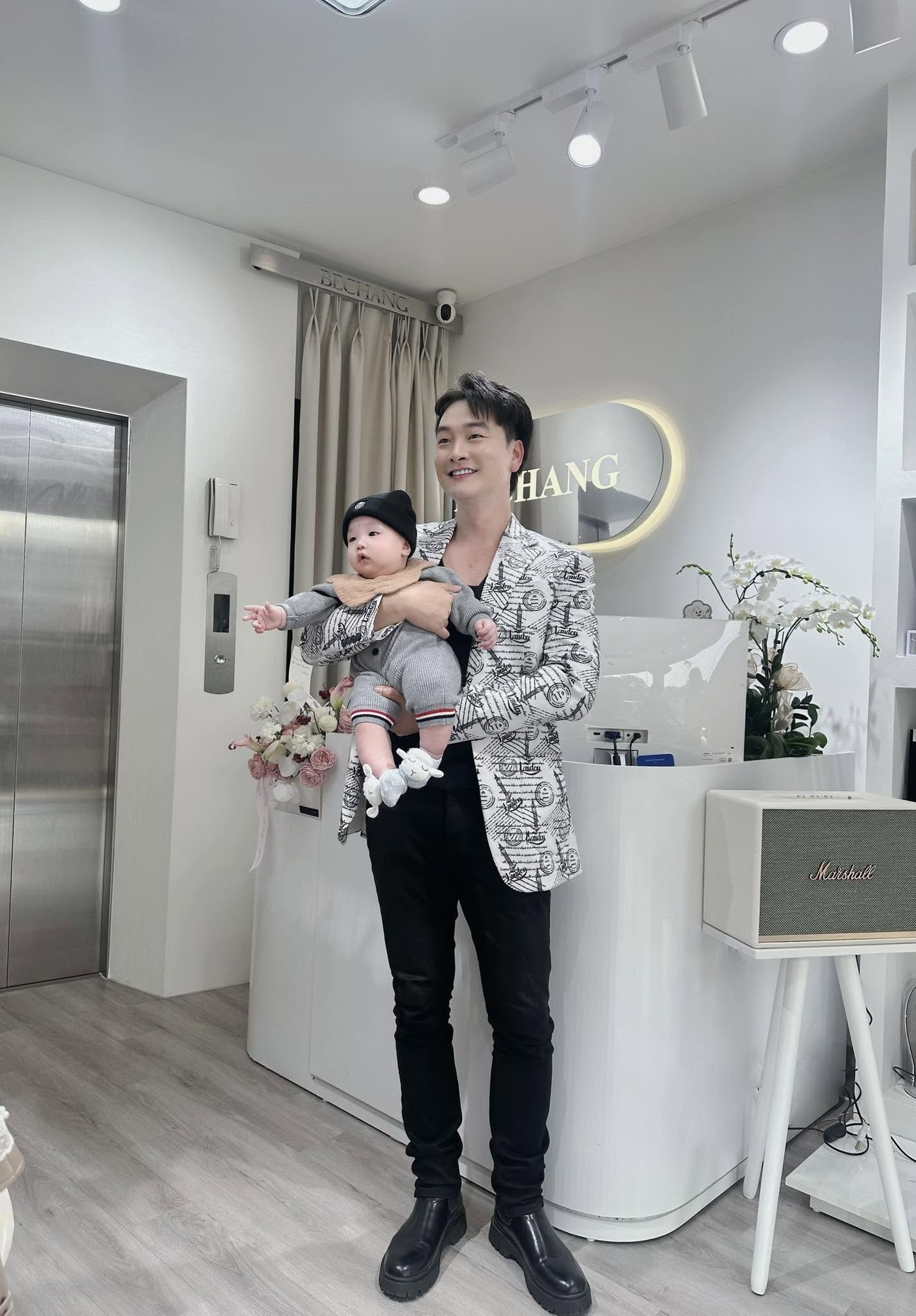 Đời thực k&iacute;n tiếng của diễn vi&ecirc;n Trọng L&acirc;n trong phim M&ugrave;a h&egrave; năm ấy - Ảnh 10.