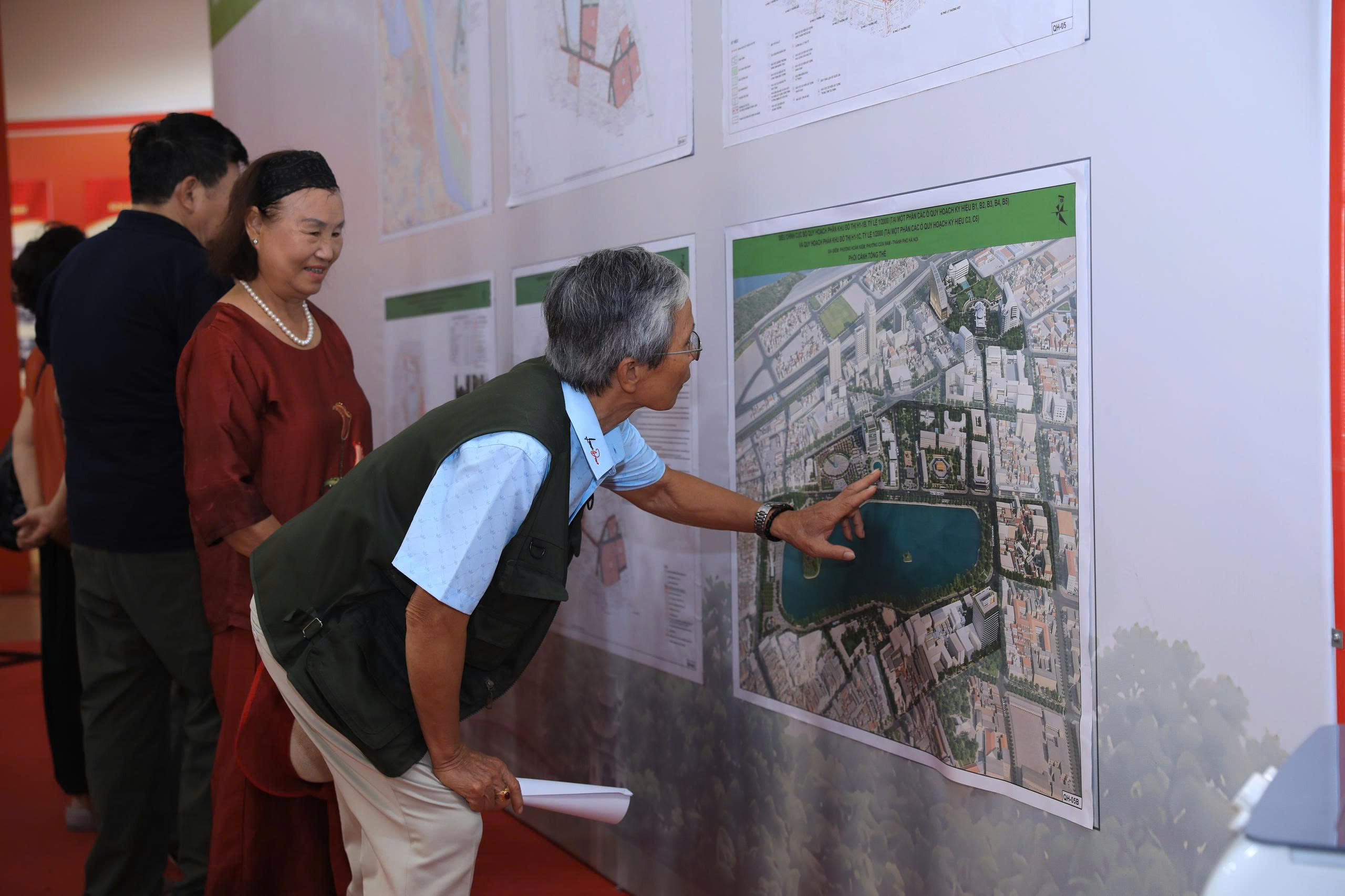 Chủ tịch UBND TP H&agrave; Nội mong nhận &yacute; kiến quy hoạch hồ Ho&agrave;n Kiếm năm 2026 - Ảnh 3.