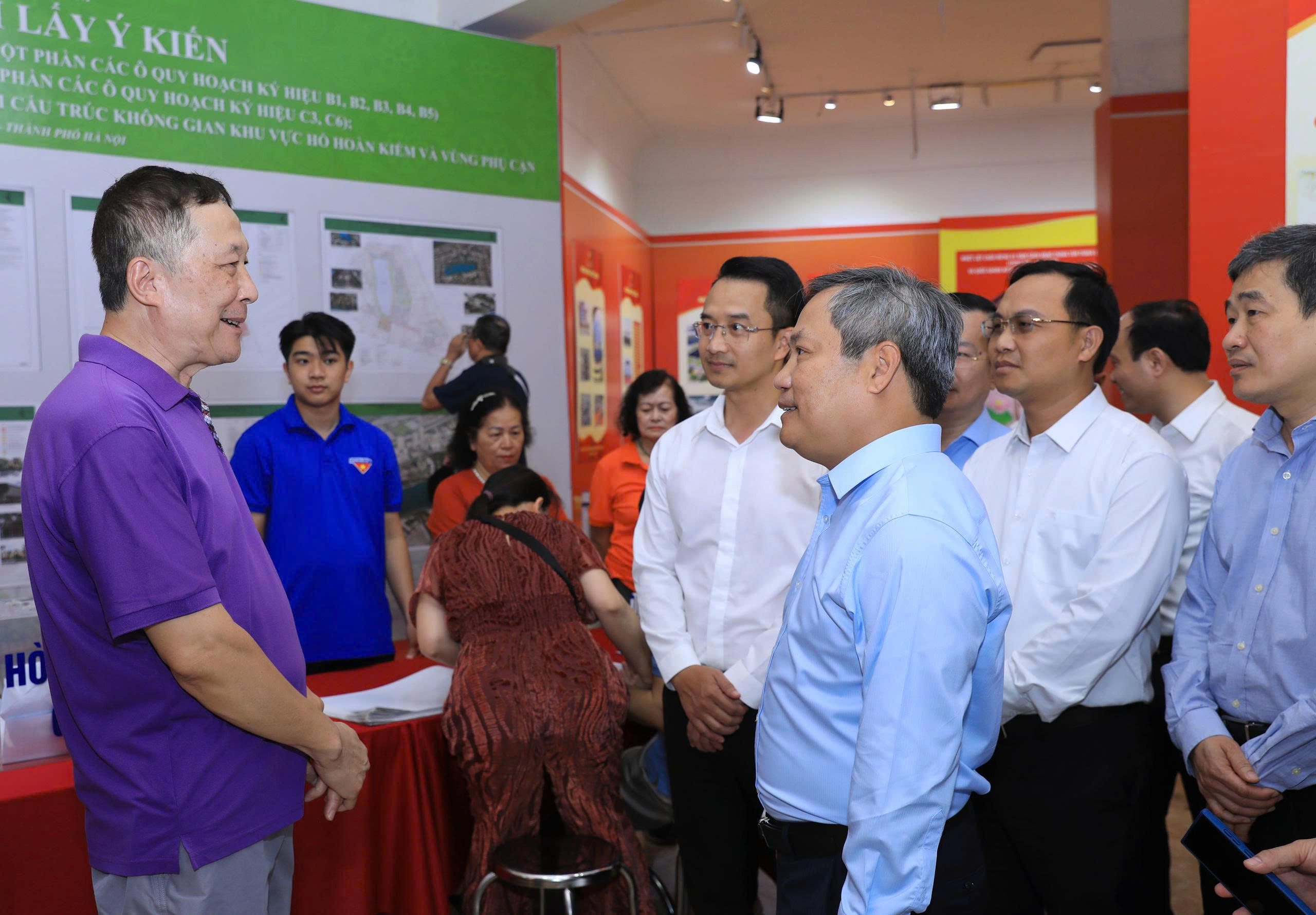 Chủ tịch UBND TP H&agrave; Nội mong nhận &yacute; kiến quy hoạch hồ Ho&agrave;n Kiếm năm 2026 - Ảnh 2.