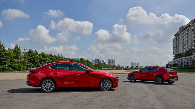 L&yacute; do gi&aacute; lăn b&aacute;nh Mazda 3 tiếp tục giảm kỷ lục, sedan hạng C rẻ hơn Toyota Vios, Hyundai Accent - Ảnh 2.