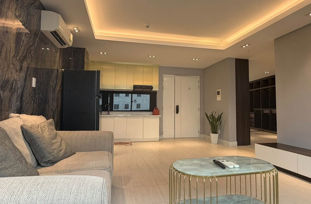 Kh&aacute;nh My khoe t&ograve;a nh&agrave; 7 tầng 40 ph&ograve;ng sang trọng ở TP HCM - Ảnh 6.