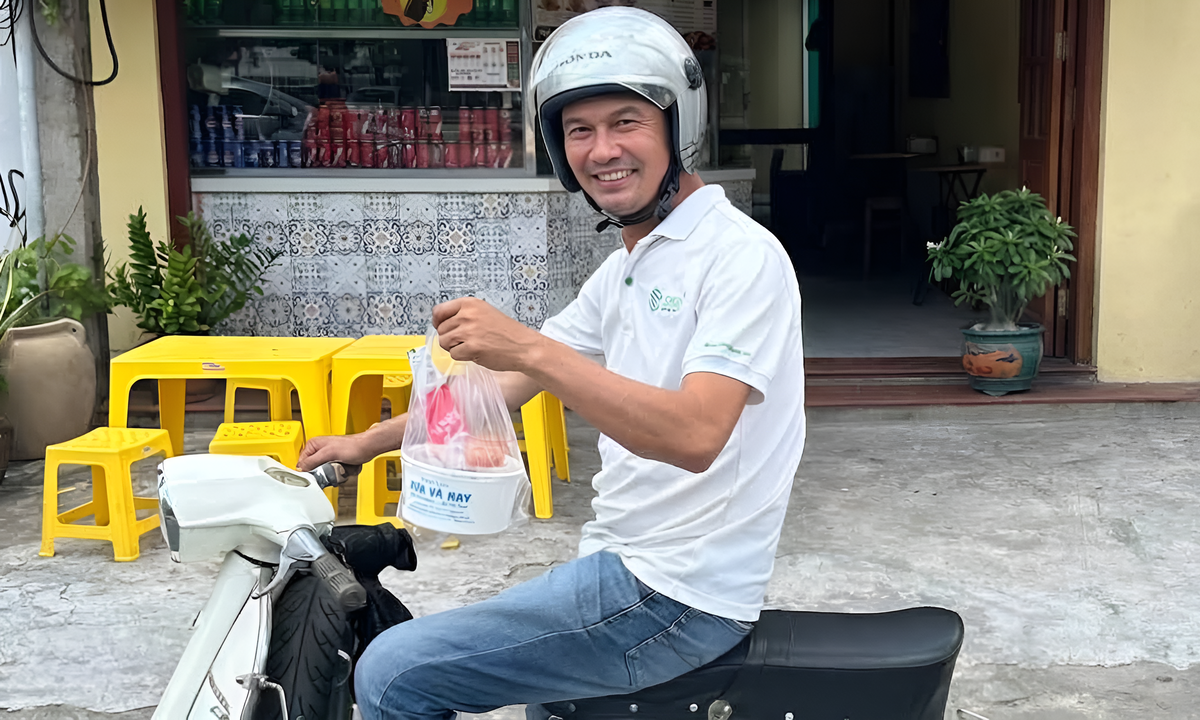 Hồng Đăng v&agrave; cuộc sống vi&ecirc;n m&atilde;n b&ecirc;n gia đ&igrave;nh trong biệt thự 3 mặt tiền đắt đỏ - Ảnh 15.