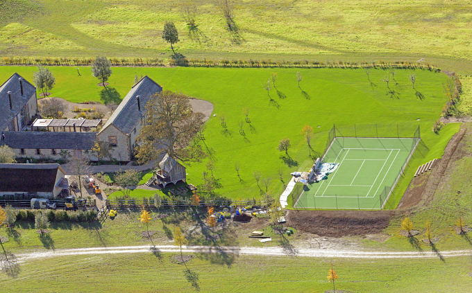 David Beckham h&eacute; lộ g&oacute;c biệt thự gần gũi với cuộc sống tại Cotswold - Ảnh 6.