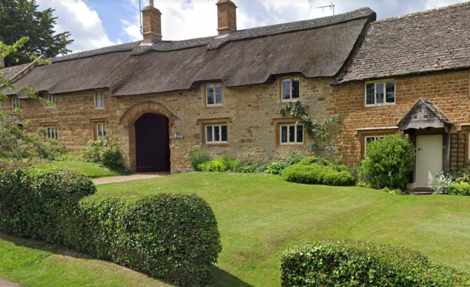 David Beckham h&eacute; lộ g&oacute;c biệt thự gần gũi với cuộc sống tại Cotswold - Ảnh 7.
