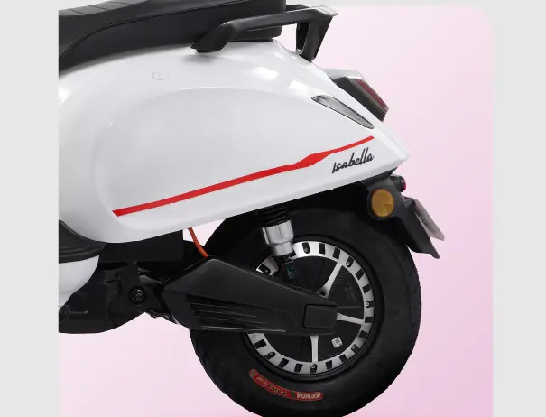 L&aacute;i xe m&aacute;y điện gi&aacute; 20 triệu đồng, cốp 21 l&iacute;t, đi tới 200km/lần sạc - Ảnh 3.