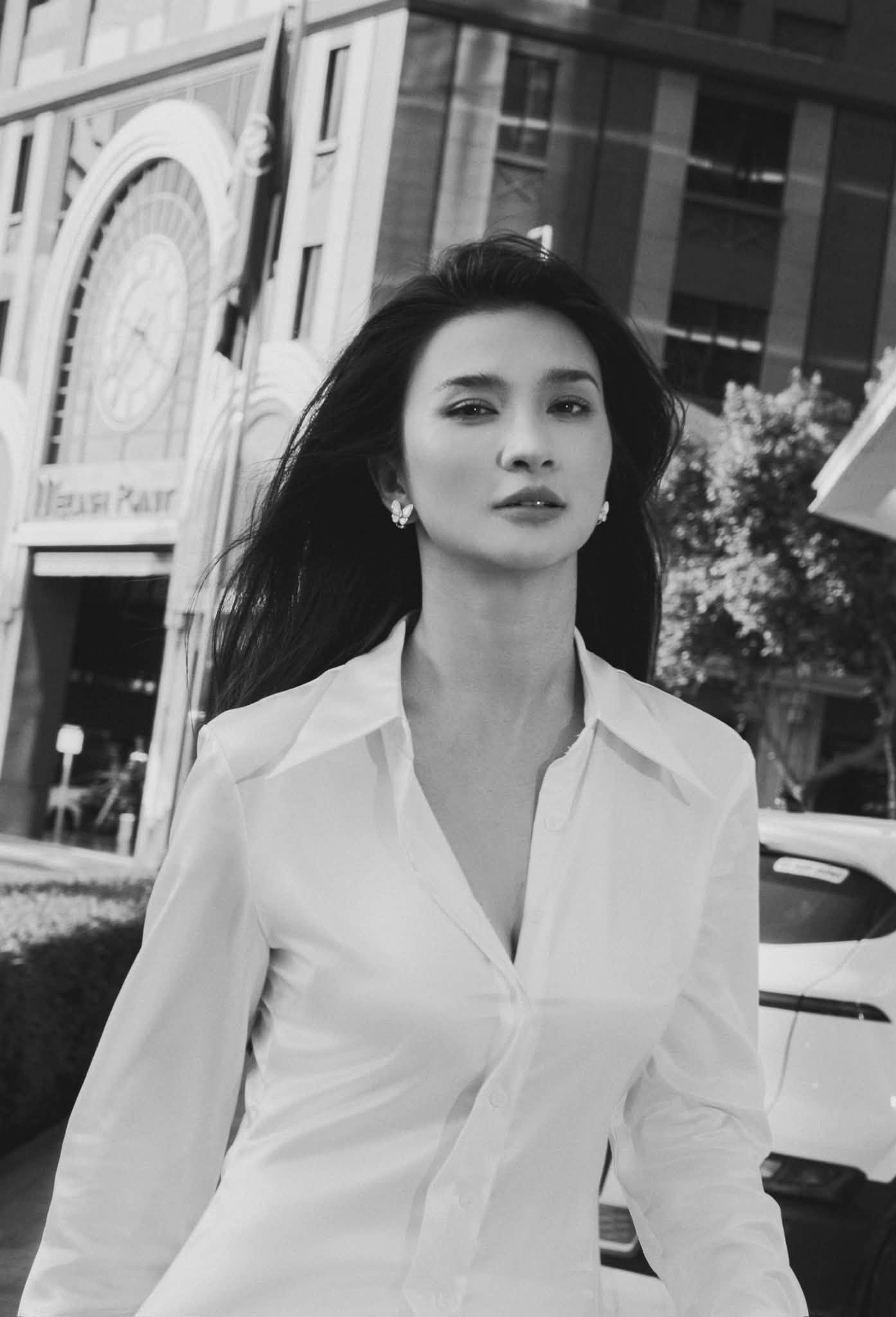 Phong c&aacute;ch thanh lịch của NSƯT Kim Tuyến Ở tuổi 39 nổi bật trong 2026 - Ảnh 9.