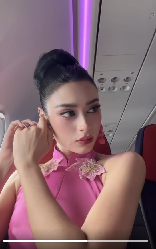 Emoura Phạm tỏa sáng với thiết kế áo dài tại Miss Grand International 2026 - Ảnh 2.
