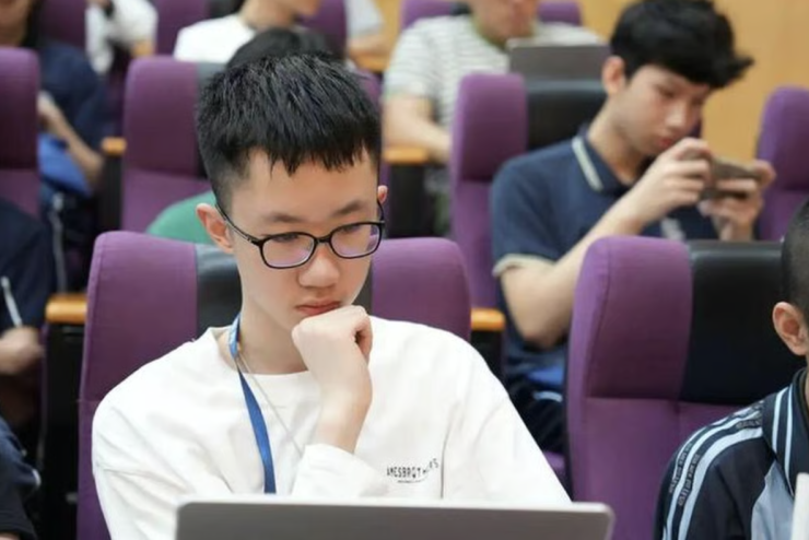 Thần đồng 13 tuổi Yang Xizhe: Tương lai của c&ocirc;ng nghệ v&agrave; AI - Ảnh 2.