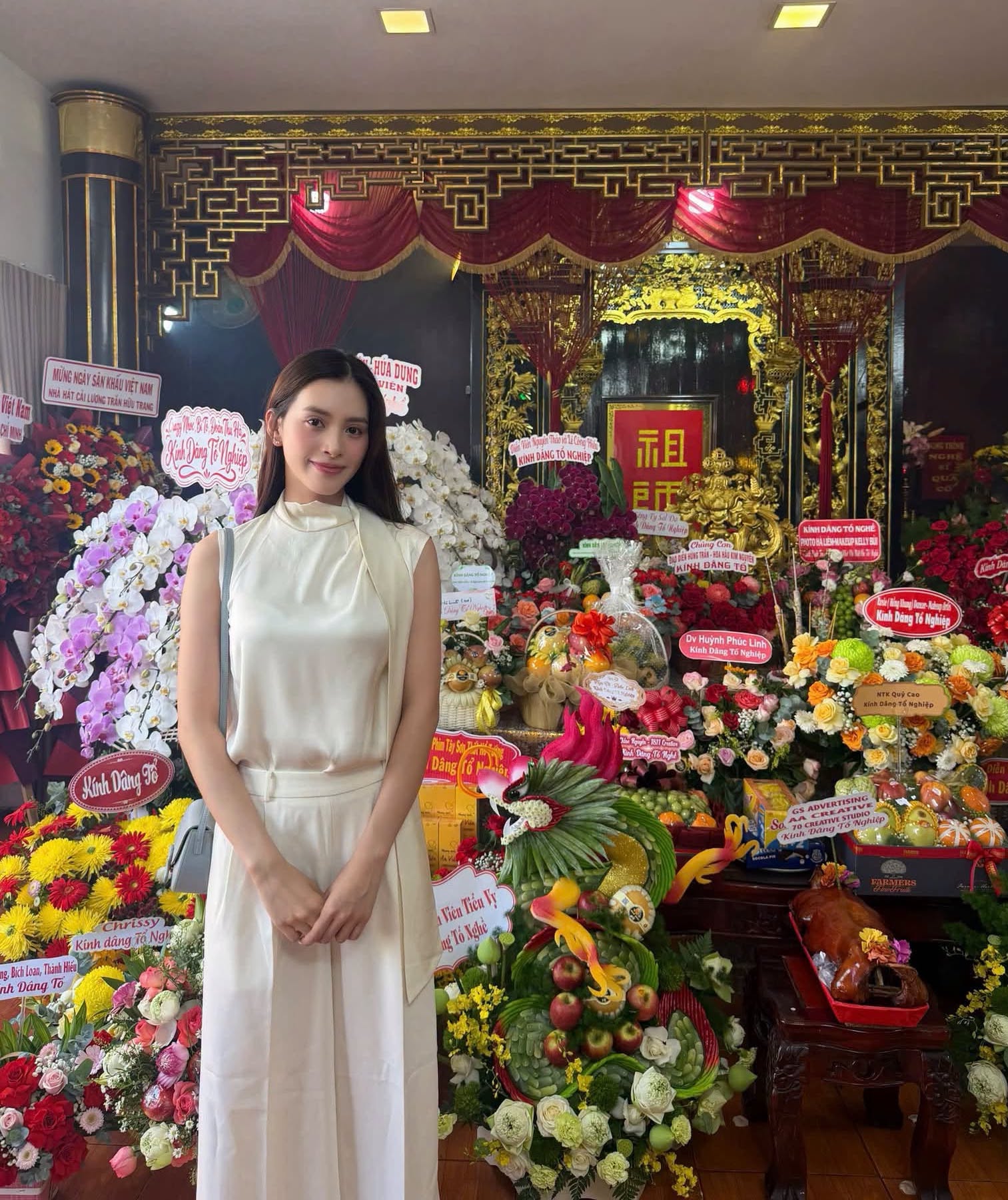 Tin sao 21/9: Huy Kh&aacute;nh tậu xe hơi biển số đẹp, NSND Thu H&agrave; 'một ng&agrave;y l&agrave;m c&ocirc;ng ch&uacute;a' - Ảnh 6.