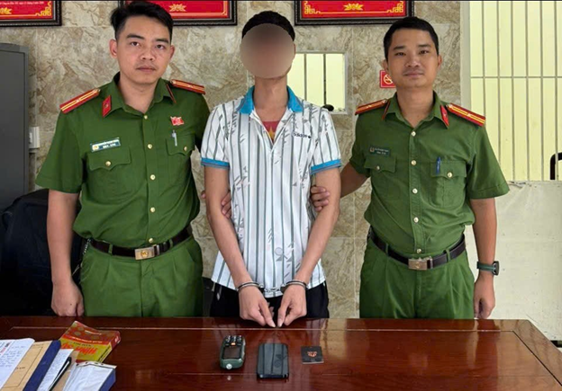Gã thanh niên bị khởi tố vì không trả lại 1,3 tỷ đồng cho người chuyển khoản nhầm - Ảnh 1.
