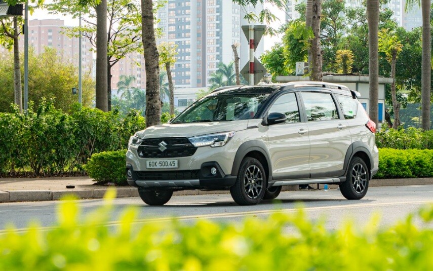 &Ocirc; t&ocirc; hybrid giảm gi&aacute; sốc 2026: Toyota Yaris Cross hay Honda HR - V b&aacute;n chạy hơn - Ảnh 5.