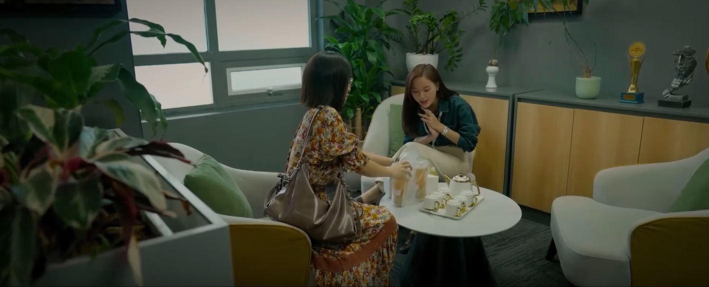 M&ugrave;a h&egrave; năm ấy - Tập 19: Cảm x&uacute;c thời cấp 3 trở về, Kh&aacute;nh - Phương lại xao xuyến v&igrave; nhau- Ảnh 8.