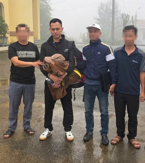 Hà Nội bắt giữ đối tượng truy nã nguy hiểm Nguyễn Học Trung tại Sơn La - Ảnh 1.