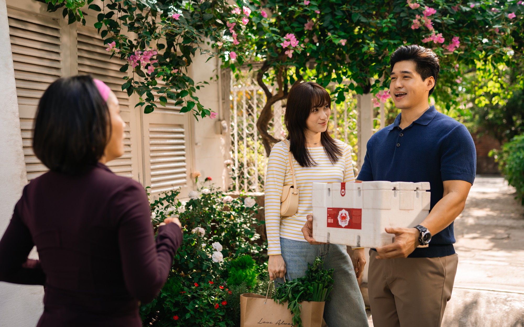 Sinh nhật lần thứ 64, Hồng Đ&agrave;o trải l&ograve;ng: 'Th&iacute;ch th&igrave; l&agrave;m, mệt th&igrave; nghỉ' - Ảnh 1.