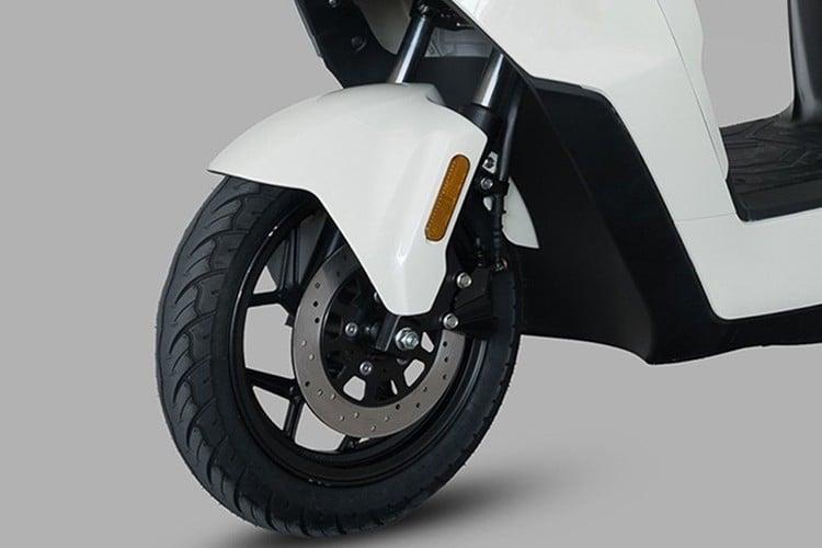 Gi&aacute; cả thị trường xe m&aacute;y điện Honda 2026: Mẫu thiết kế thể thao hấp dẫn người ti&ecirc;u d&ugrave;ng - Ảnh 3.