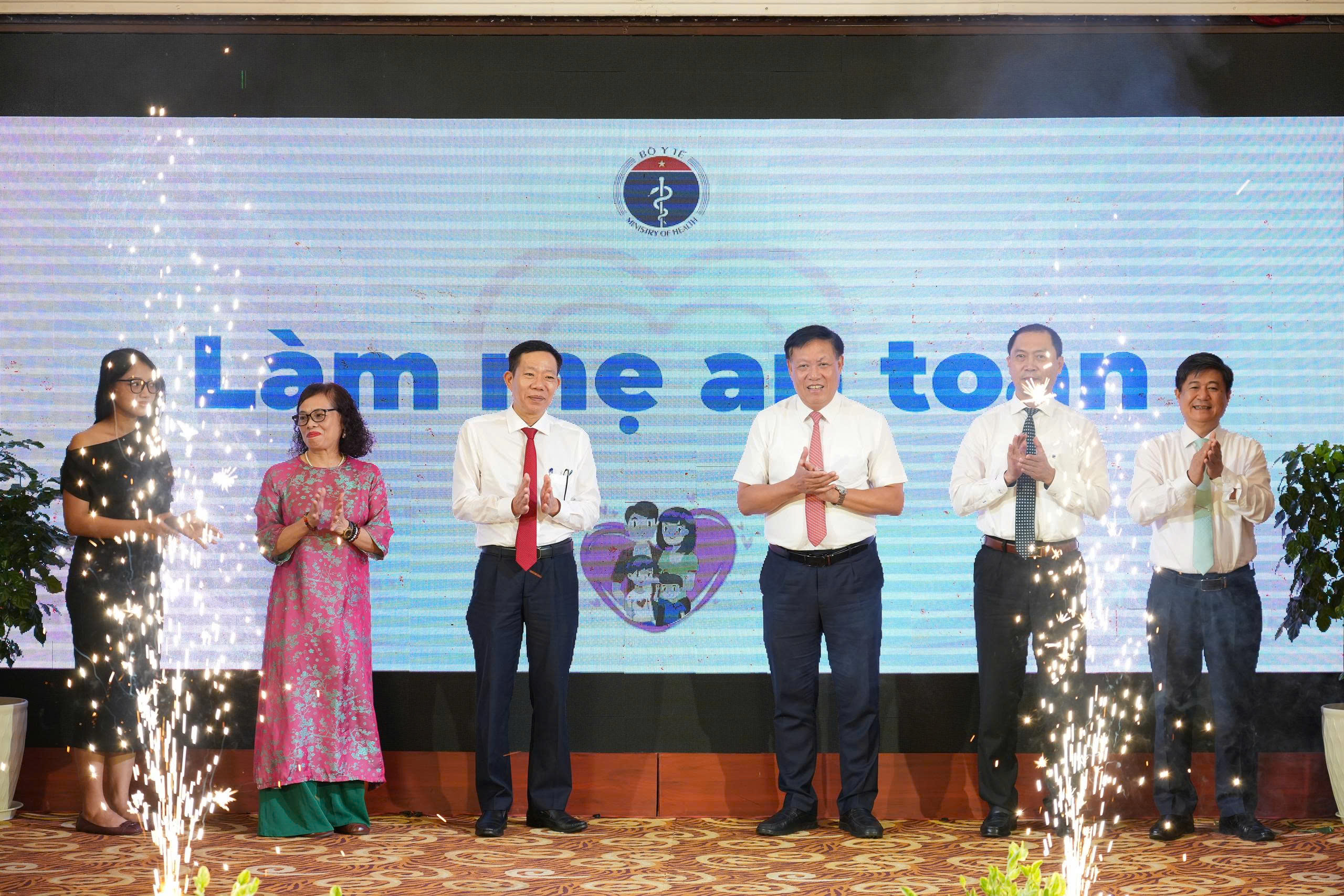 Tuần lễ Làm mẹ an toàn 2026: Nâng cao nhận thức, chủ động phòng ngừa, phát hiện sớm đái tháo đường thai kỳ - Ảnh 1.