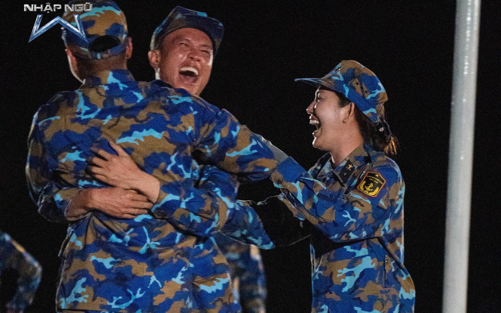 Sao nhập ngũ 2026: Phan Mạnh Quỳnh nghẹn l&ograve;ng trước sự hy sinh của c&aacute;c liệt sĩ, Erik khẳng định sẵn s&agrave;ng khi Tổ quốc cần - Ảnh 5.