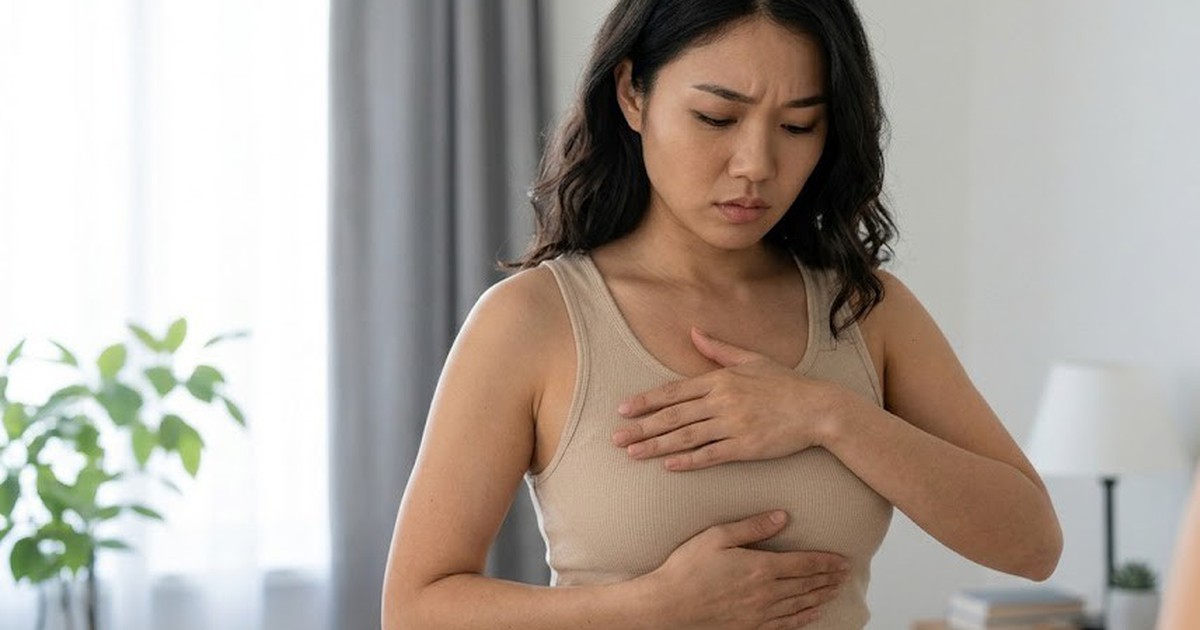 Người phụ nữ 43 tuổi ph&aacute;t hiện ung thư v&uacute; giai đoạn sớm từ dấu hiệu nhiều chị em Việt bỏ qua - Ảnh 2.