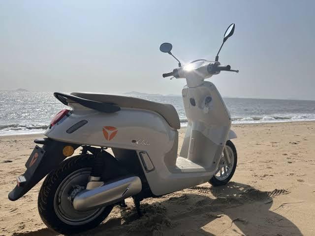 Trải nghiệm xe m&aacute;y điện gi&aacute; 27,5 triệu đồng đi 180km/lần sạc, pin LFP, c&oacute; TCS, Hill Hold v&agrave; m&agrave;n h&igrave;nh TFT - Ảnh 2.