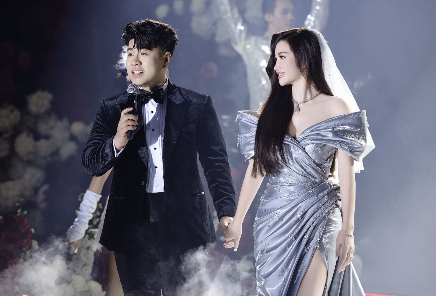 H&ocirc;n lễ Akira Phan v&agrave; Phương Maika: T&igrave;nh y&ecirc;u vượt qua qu&aacute; khứ - Ảnh 11.
