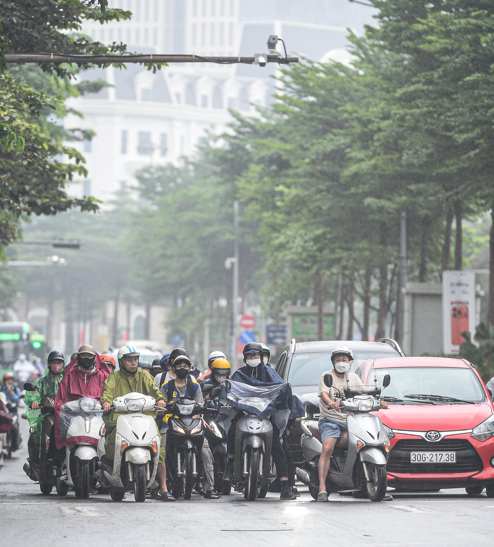 Hà Nội xử lý hơn 8 . 400 Vi phạm giao thông bằng camera AI trong tuần qua - Ảnh 2.