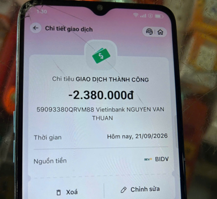 Bắt giữ cặp t&igrave;nh nh&acirc;n chuy&ecirc;n tạo bi&ecirc;n lai chuyển khoản giả để lừa đảo - Ảnh 2.