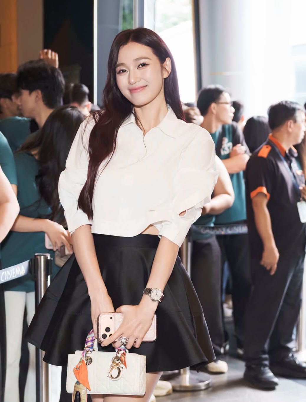 Kh&aacute;nh My: Nữ diễn vi&ecirc;n U40 sở hữu nh&agrave; 7 tầng v&agrave; kh&ocirc;ng lấy chồng - Ảnh 17.