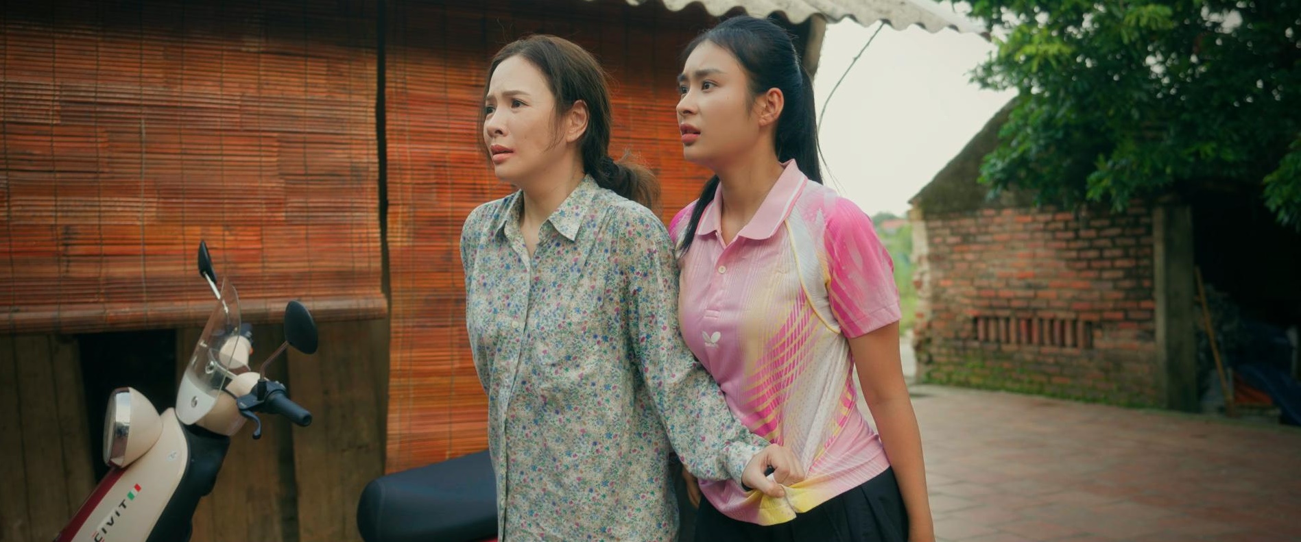 Đan L&ecirc; trở lại m&agrave;n ảnh trong ' Đội b&oacute;ng nữ l&agrave;ng Xu&acirc;n ' ph&aacute;t s&oacute;ng tối nay - Ảnh 4.
